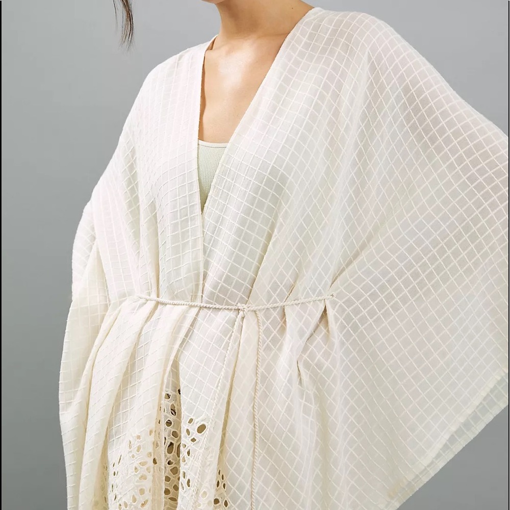 Anthropologie
Tasseled Eyelet Kimono O/S